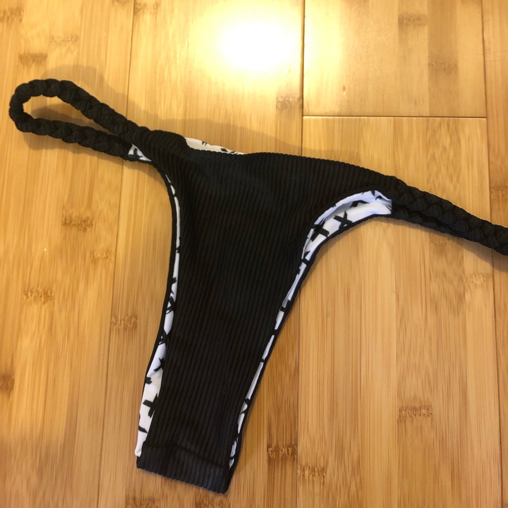 Moana Ribbed Bottom